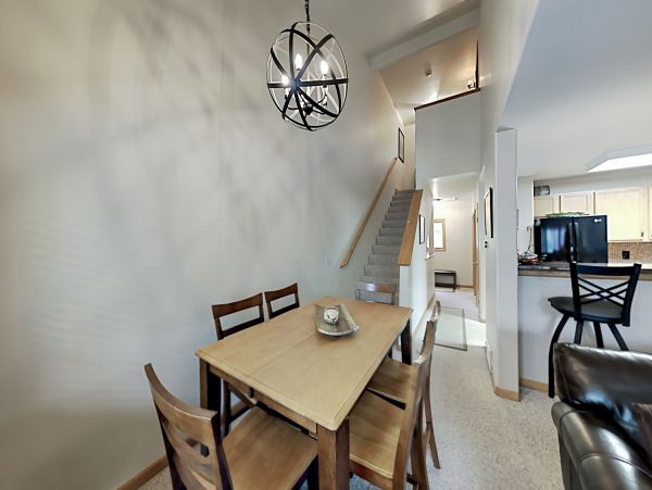 Townhome near Nottingham Lake