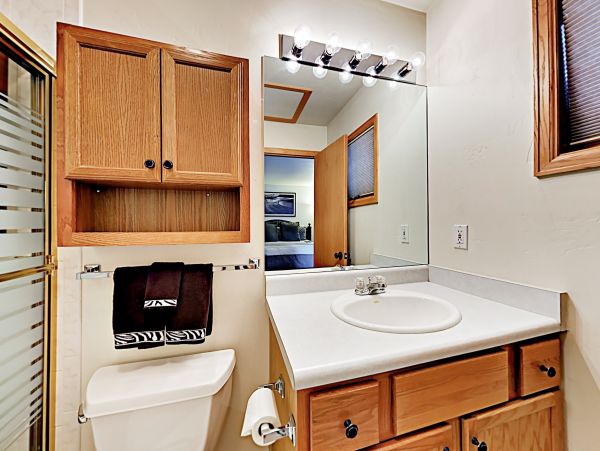 Townhome near Nottingham Lake
