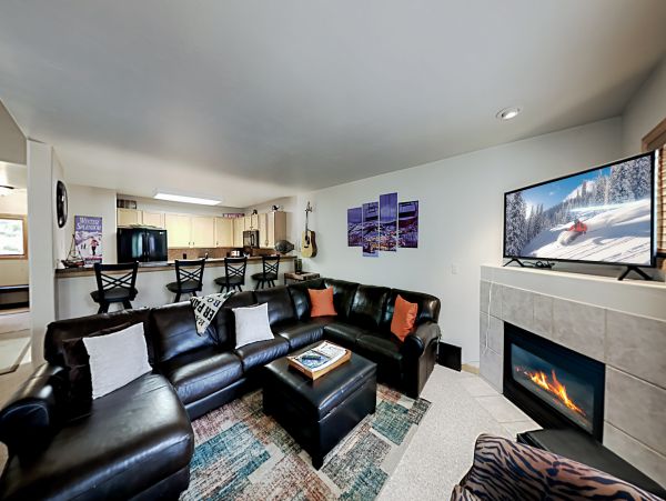 Townhome near Nottingham Lake