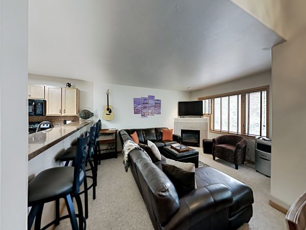 Townhome near Nottingham Lake