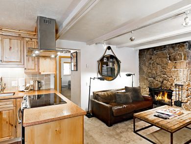 Aspen Condo 936219