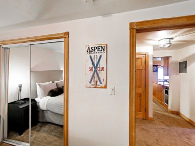 Aspen Condo 936219