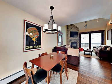 Beautiful Vail 3 Bedroom Vacation Townhouse Sleeps 8 Guests