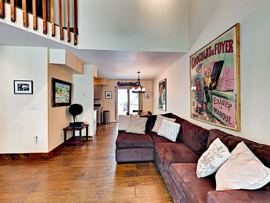 Beautiful Vail 3 Bedroom Vacation Townhouse Sleeps 8 Guests