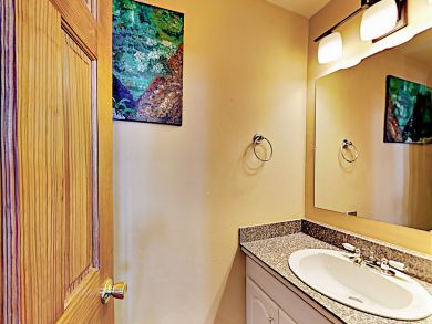 Beautiful Vail 3 Bedroom Vacation Townhouse Sleeps 8 Guests