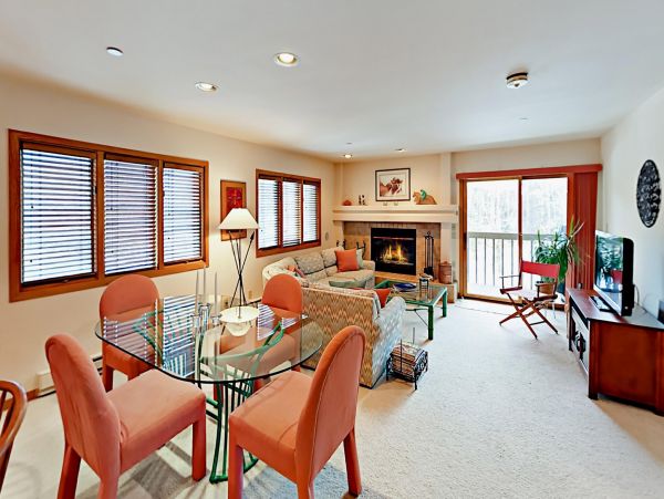 Ski-In/Ski-Out Condo with Hot Tub, Creek Views & Two Blocks to the Village!