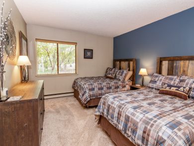 Avon Condo 936274