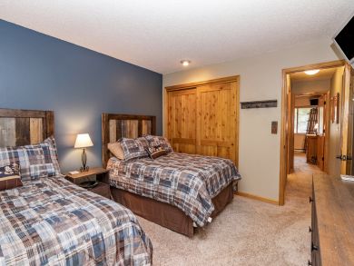 Avon Condo 936274