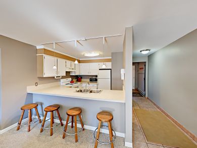 Avon Condo 936306