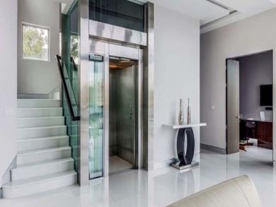Luxury Six Bedroom Vacation Home in Fort Lauderdale