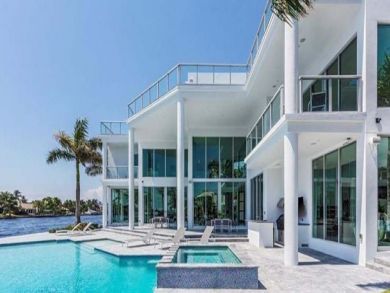 Luxury Six Bedroom Vacation Home in Fort Lauderdale