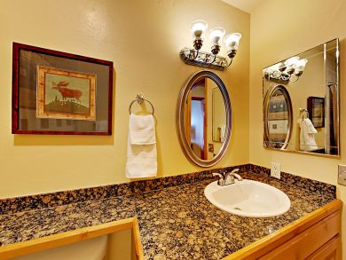 Avon Condo 936323