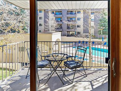 Avon Condo 936323