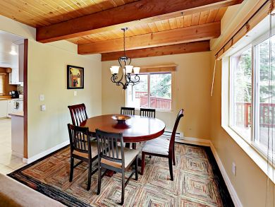 Nice 2 Bedroom Vacation Condo Sleeps 7 Guests in West Vail