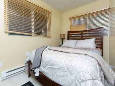 Nice 2 Bedroom Vacation Condo Sleeps 7 Guests in West Vail