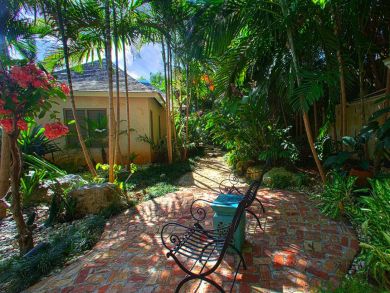 Jamaica Home 936368