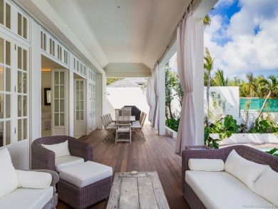 Jamaica Home 936386