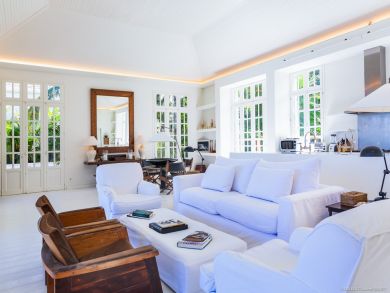 Jamaica Home 936386