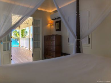 Jamaica Home 936386