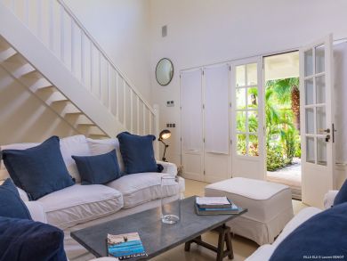 Jamaica Home 936386
