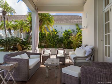 Jamaica Home 936386