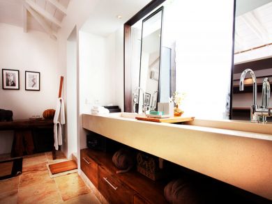 St. Barts Home 936396