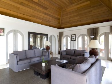 St. Barts Home 936398