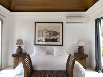 St. Barts Home 936398