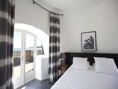 St. Barts Home 936398