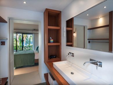 St. Barts Home 936407