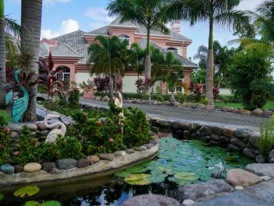 Jamaica Home 936412