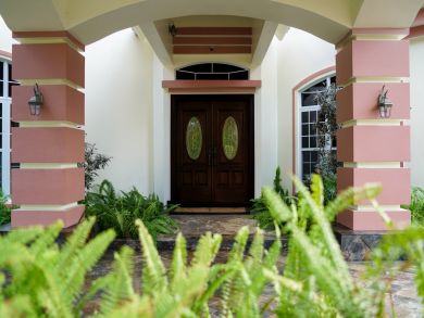 Jamaica Home 936412