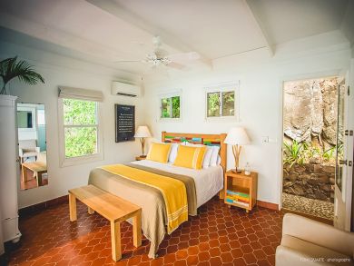 St. Barts Home 936418
