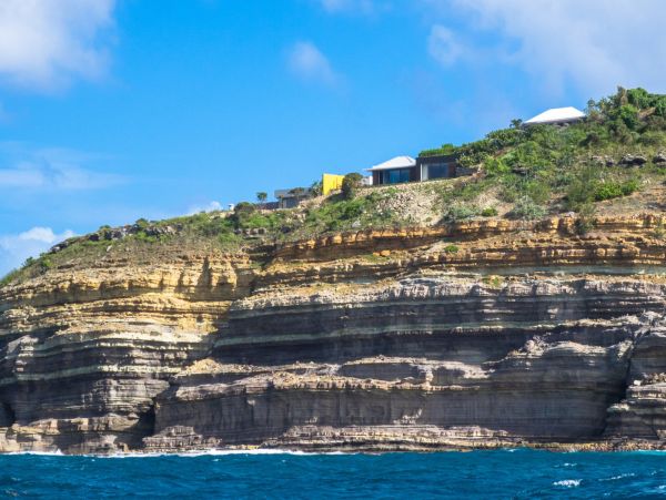 Luxurious One Bedroom Vacation Villa in St. Barts With Pool