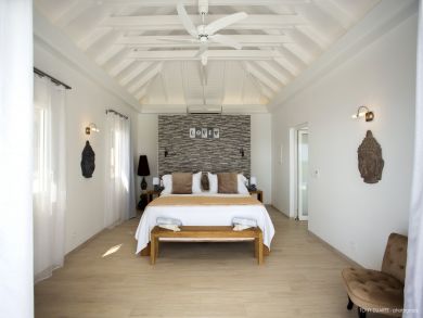 St. Barts Home 936428
