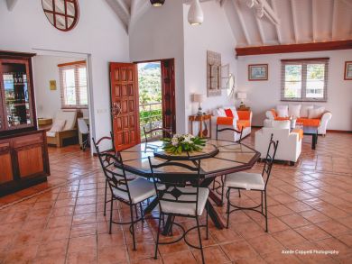 St. Barts Home 936435