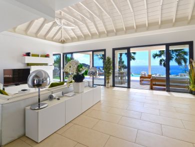 St. Barts Home 936445
