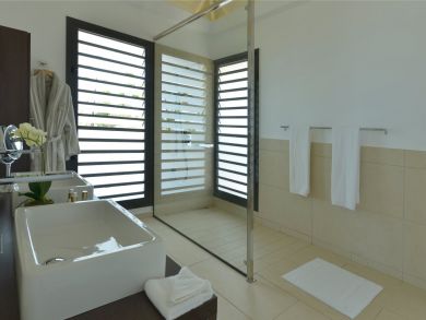 St. Barts Home 936445