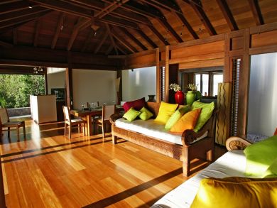 St. Barts Home 936450