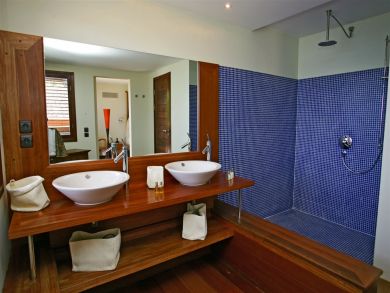 St. Barts Home 936450
