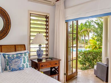 Jamaica Home 936497