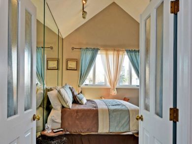 Santa Cruz Walk to Beach Three Plus Bedroom Rental Home