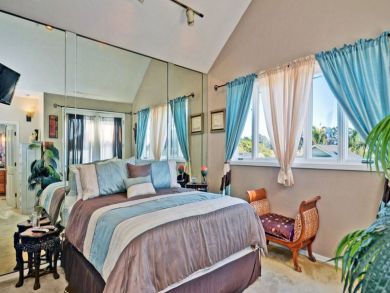 Santa Cruz Walk to Beach Three Plus Bedroom Rental Home