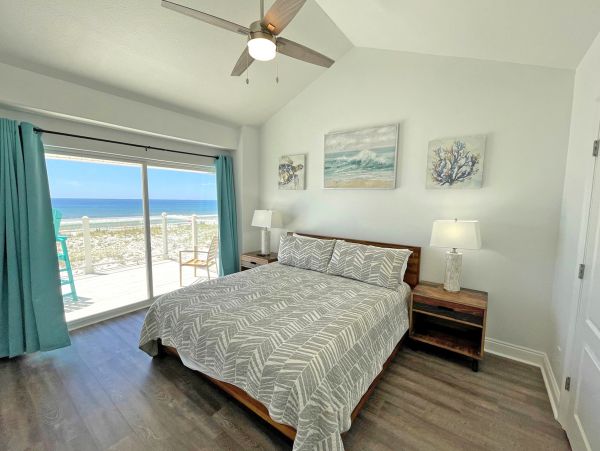 Spacious Pensacola Beach Vacation Rental: Perfect for Events