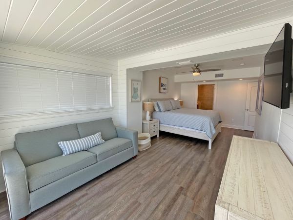 Spacious Pensacola Beach Vacation Rental: Perfect for Events