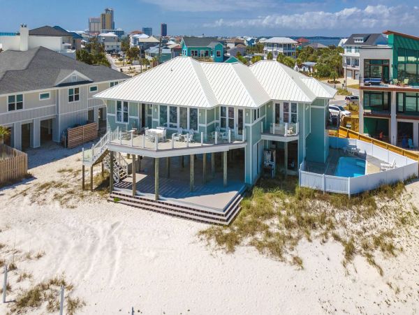 6-Bedroom Gulf Breeze Vacation Rental with Pool & Views