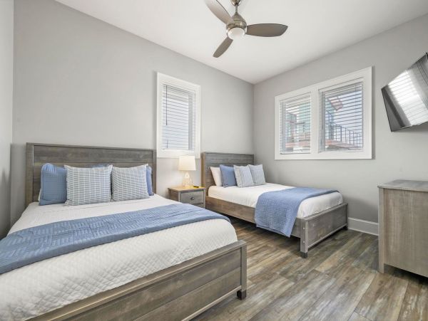 6-Bedroom Gulf Breeze Vacation Rental with Pool & Views