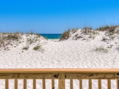 Charming Vacation Rental on Gulf Shores. Call Today