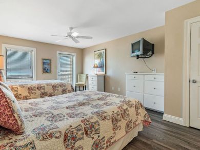 Charming Vacation Rental on Gulf Shores. Call Today