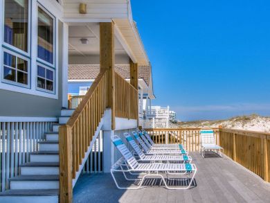Charming Vacation Rental on Gulf Shores. Call Today